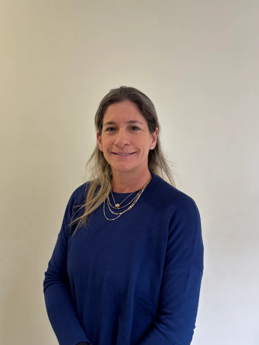 Dr/a. María Soledad Scola